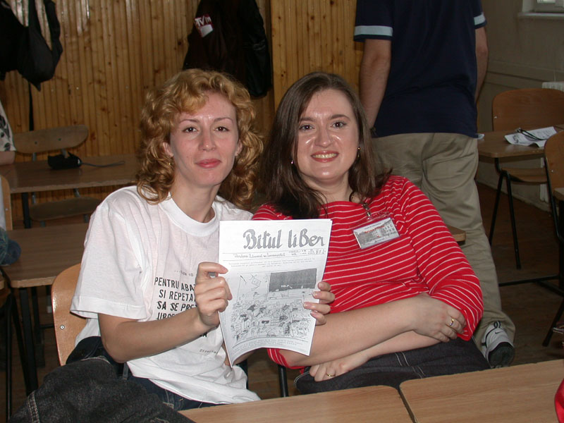 irina, raluca 1.JPG